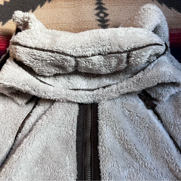 Kuhl Womens Flight Vest Size Large in color “Stone” - Picture 8 of 8